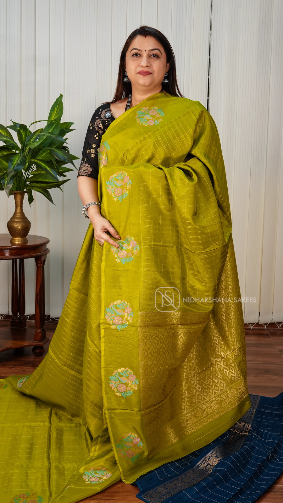 Pure Viscose Silk With Zari Checks And Thread Embroidery Woven Concept