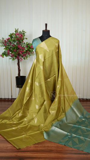 Semi Tussar Silk Saree With Beautiful Geometric Patterns And Elegant Ethnic Style
