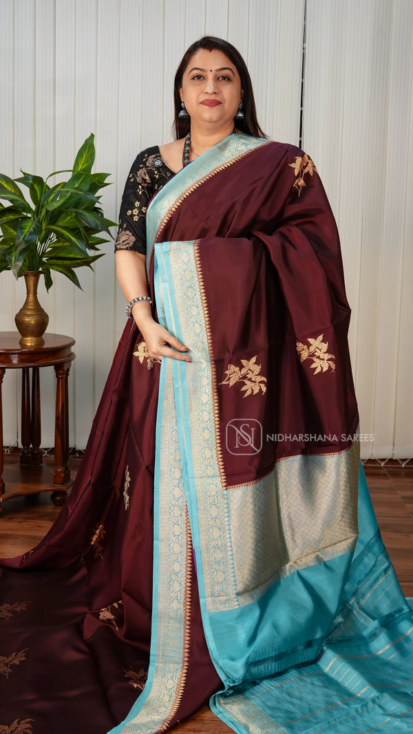 Pure Silk Saree With Antic Zari Leaf Motif And Antic Zari Border