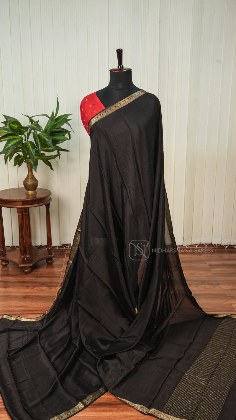 Chinon Crepe With Zari Border