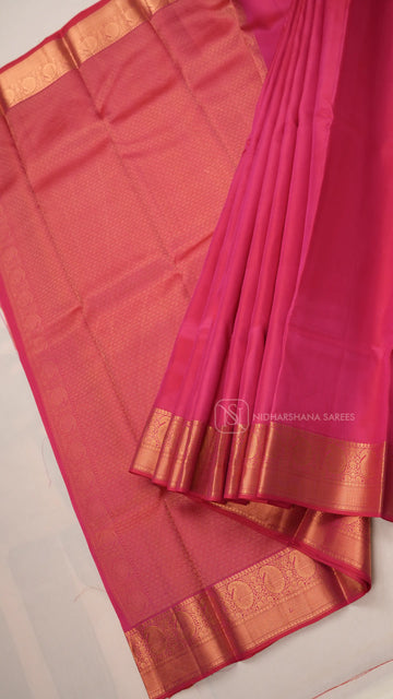Pure Kanchipuram Silk Saree With Intricate Zari Border Design