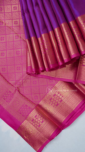 Pure Kanchipuram Silk Saree With Floral Motif Zari Border And Contrast Zari Weaving Pallu