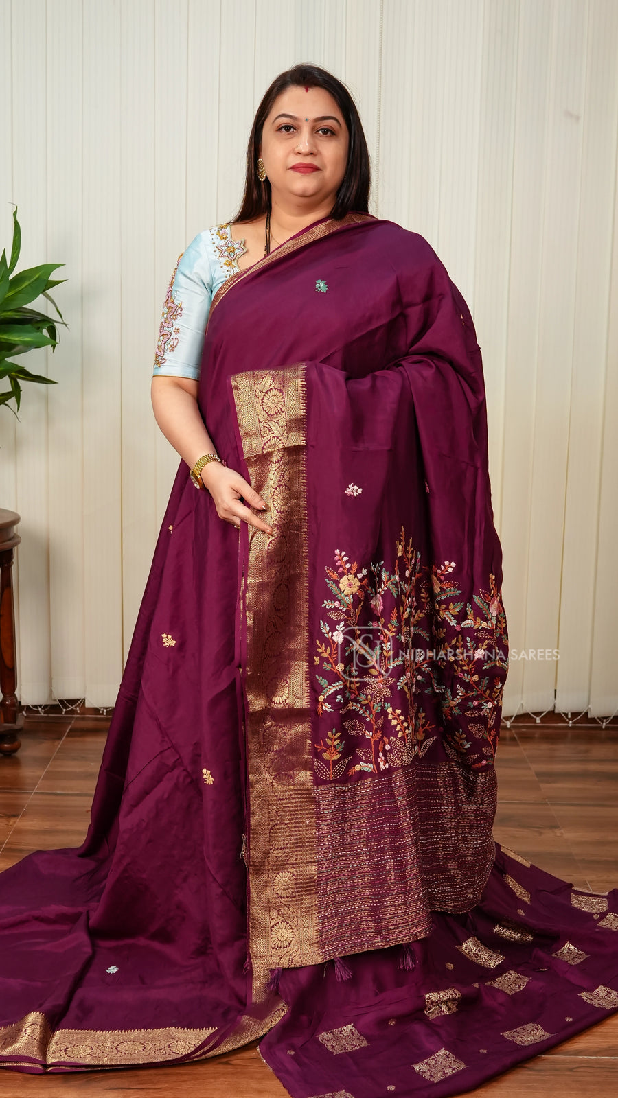 Premium Viscose Dola With Katha Stitch And French Knot Concept