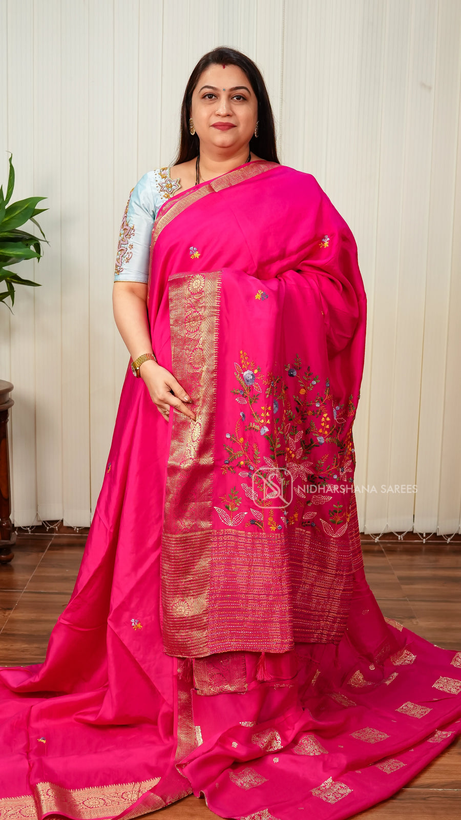 Premium Viscose Dola With Katha Stitch And French Knot Concept