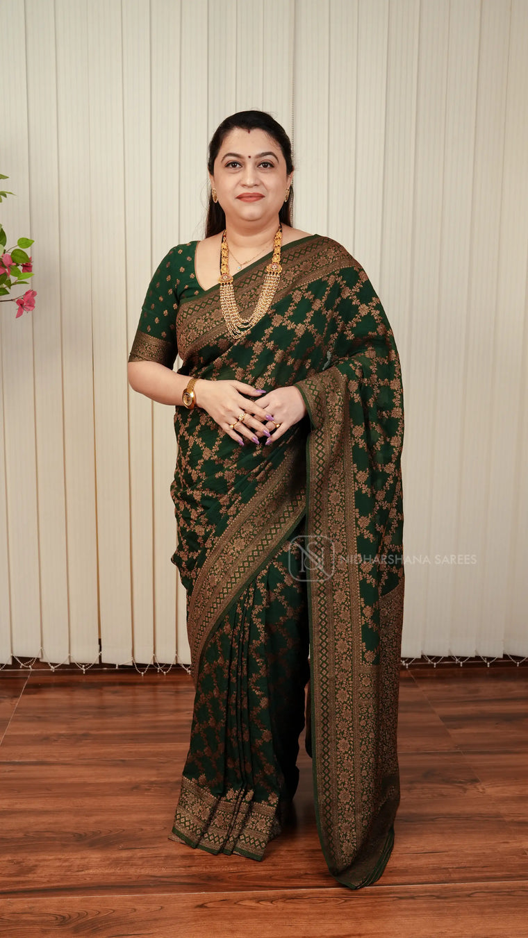 Semi Banarasi Crepe Silk Saree With Floral Antic Zari Weaving And Antic Zari Border