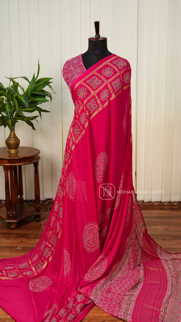 Semi Georgette With Foil Print Concept