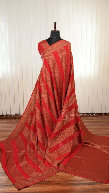 Semi Banarasi Crepe Silk Saree With Floral Antic Zari Weaving And Antic Zari Border