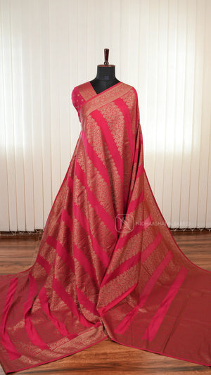 Semi Banarasi Crepe Silk Saree With Floral Antic Zari Weaving And Antic Zari Border