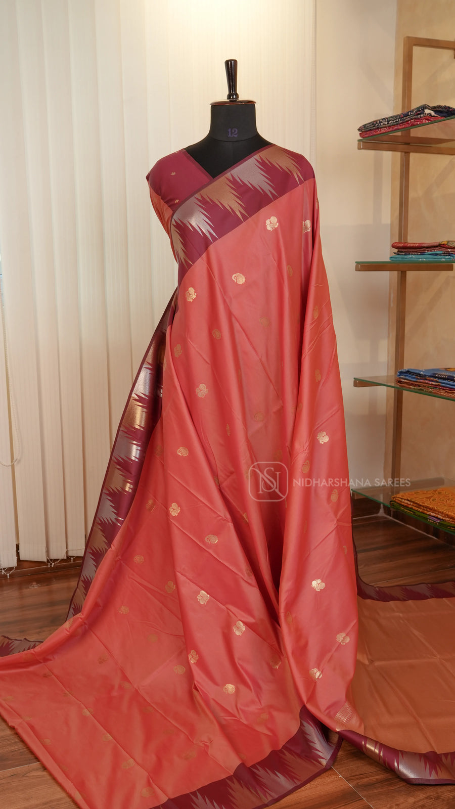 Semi Soft Silk With Temple Weaving Concept