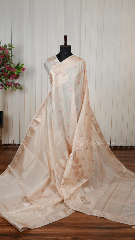 Light Weight Kota Silk Saree With Embroidery Butta And Floral Zari And Embroidery Border