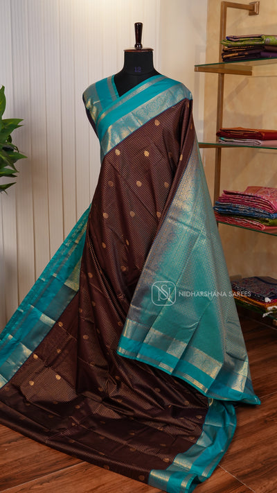 Semi Kanchipuram Silk With Zari Lines And Contrast Border