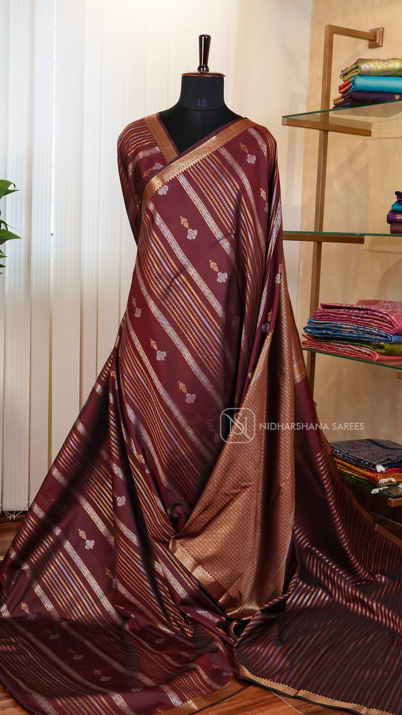 Semi Kanchipuram Silk With Silver And Golden Zari Butta And Zari Lines