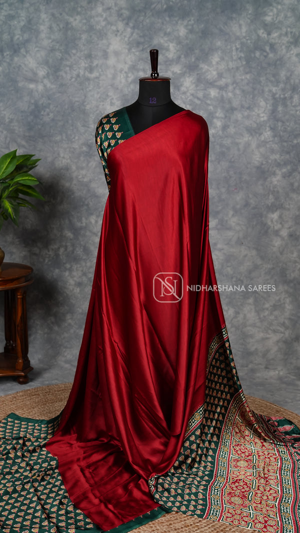 Semi Satin With Plain Body And Digital Print Pallu