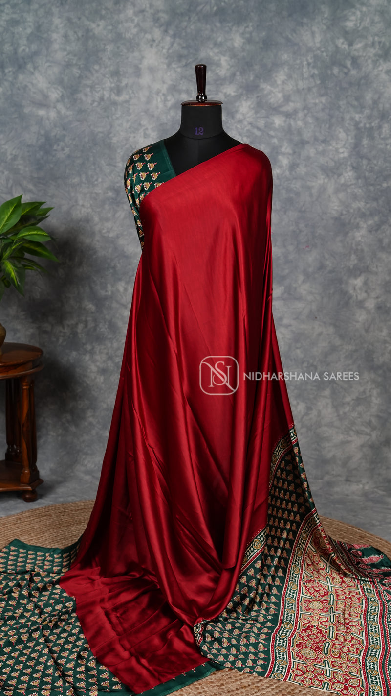 Semi Satin With Plain Body And Digital Print Pallu