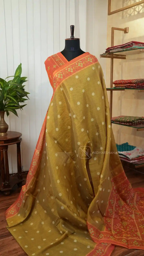 Linen Tissue Saree WIth Pochampalli Inspired Borders and Glossy Body