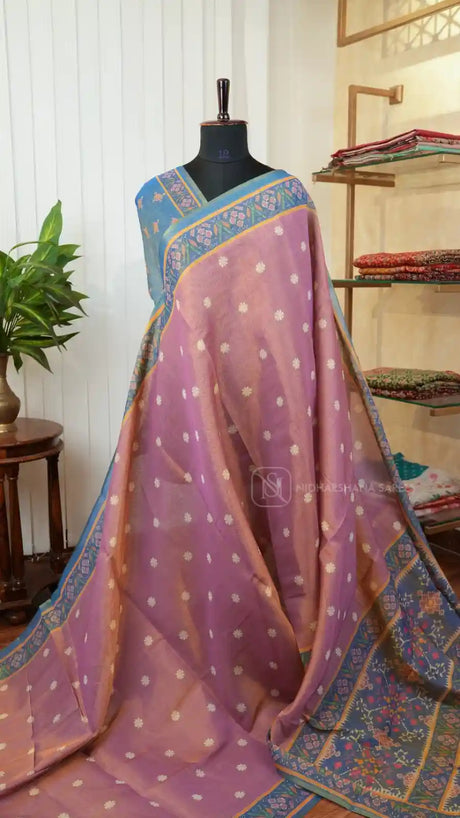 Linen Tissue Saree WIth Pochampalli Inspired Borders and Glossy Body