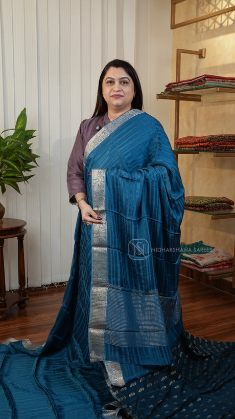 Premium Georgette Saree With Satin Patta Concept