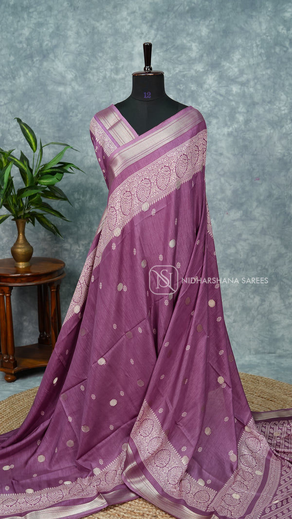 Semi Dola With Zari Border