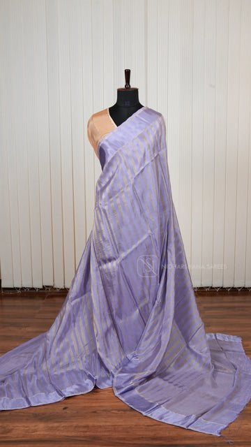 Pure Viscose Crepe Saree With Contrast Satin Zari Border And Elegant Pallu