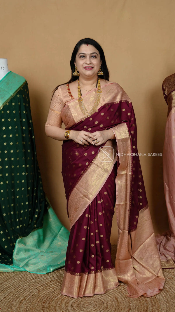 Semi Crepe With Floral Zari Weaving And Contrast Zari Border