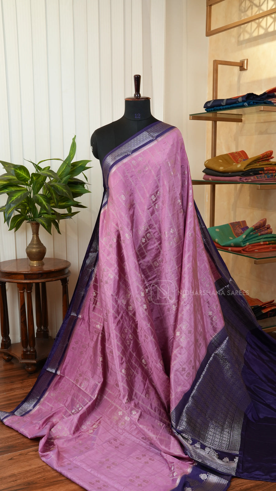 Premium Crepe With Zari Checks And Contrast Zari Border