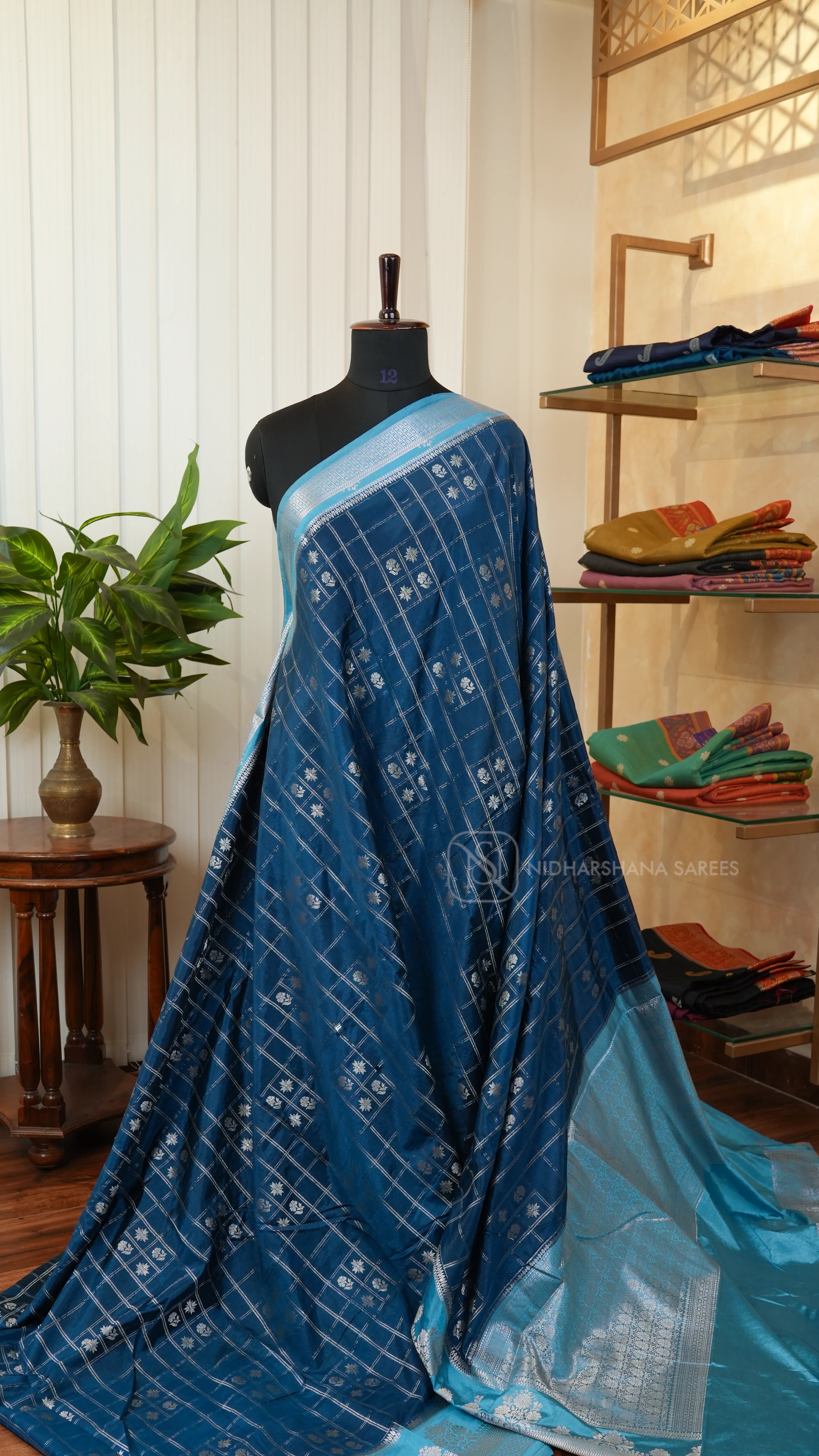 Premium Crepe With Zari Checks And Contrast Zari Border