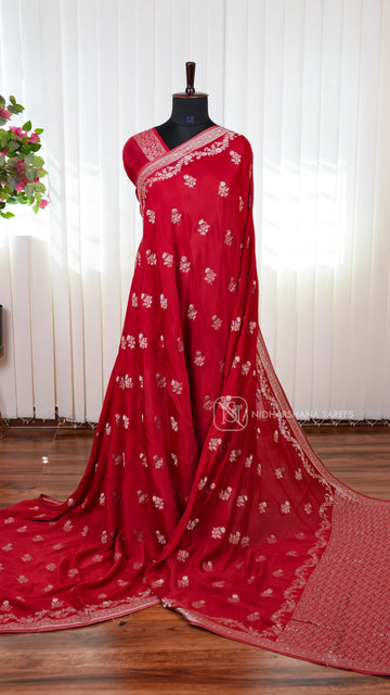 Premium Crepe Viscose Saree with All-Over Floral Design and Elegant Zari Border