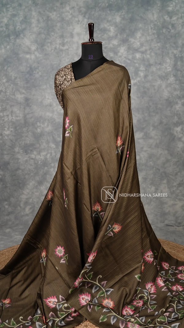 Semi Tussar With Floral Digital Print