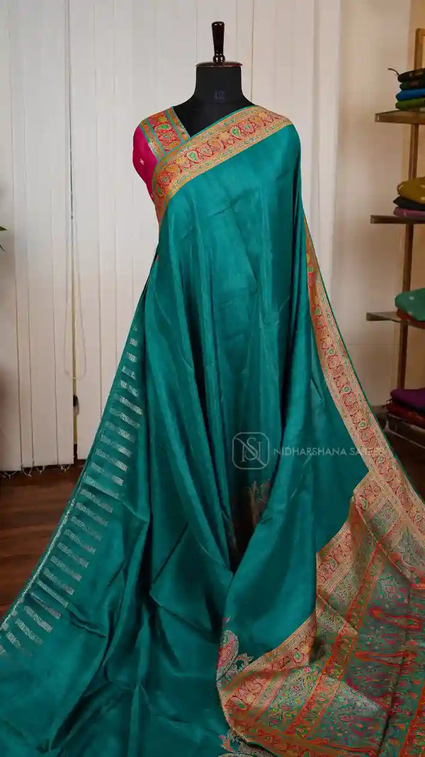Russian Dola With Mango Motif Weaving Concept