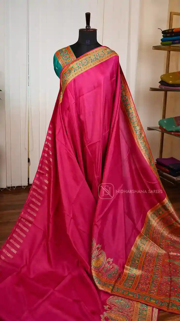 Russian Dola With Mango Motif Weaving Concept