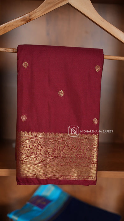 Semi Kanchipuram Silk With Zari Butta And Zari Border