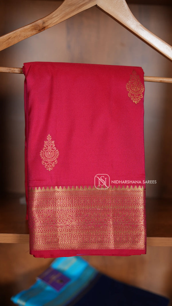 Semi Kanchipuram Silk With Zari Butta And Zari Border