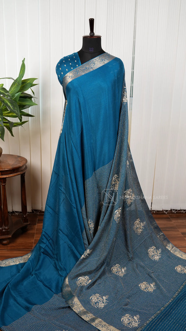 Crush Georgette With Zari Checks And Floral Weaving Concept
