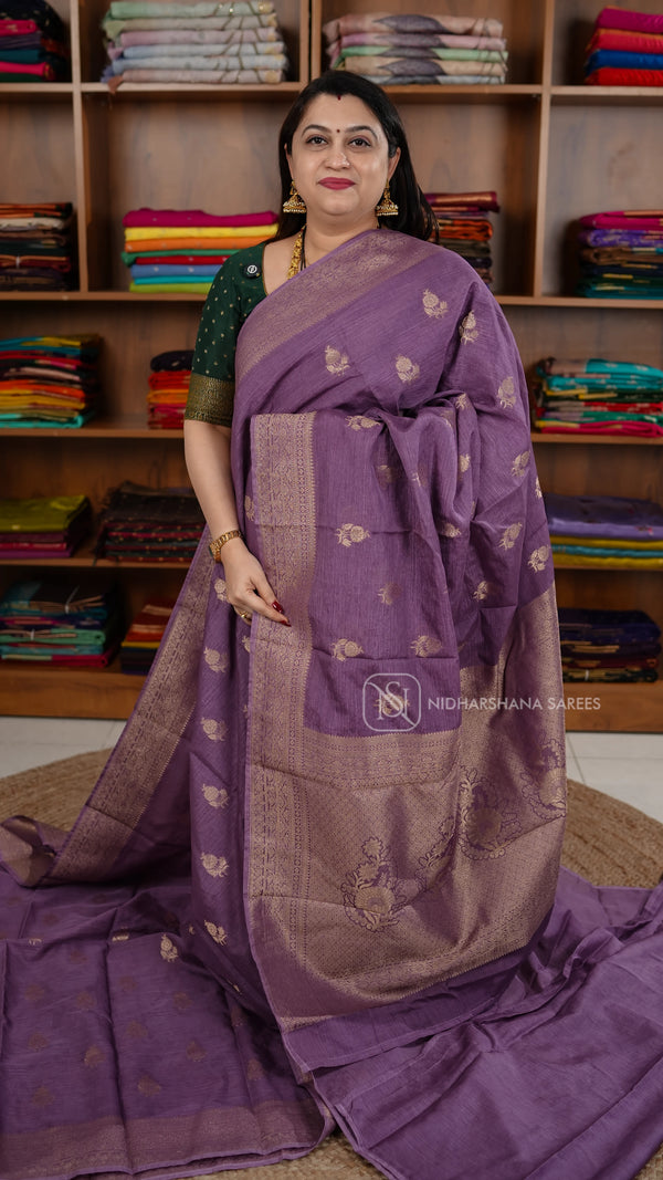 Pani Silk With Zari Butta And Zari Weaving Border