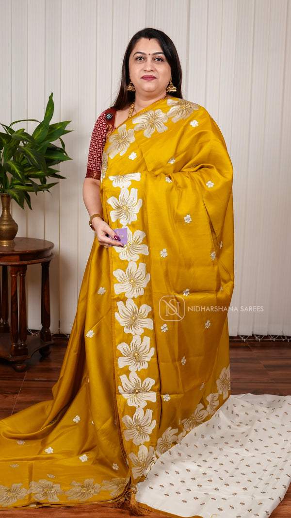 Semi Tussar Silk Saree With Floral Thread And Zari Weaving Concept