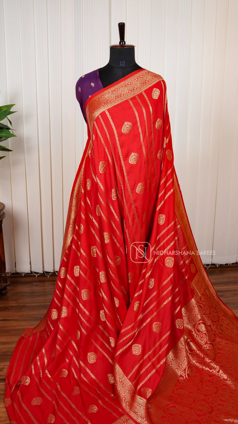 Butter Silk Saree With Zari Butta And Zari Lines