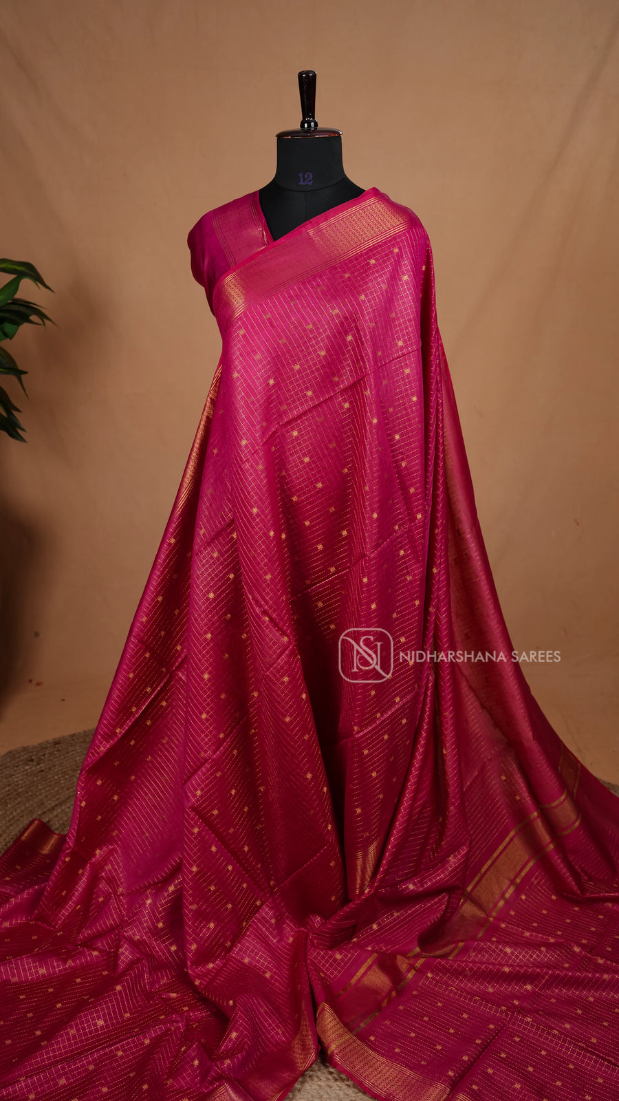 Art Linen With Zari Checks And Zari Border