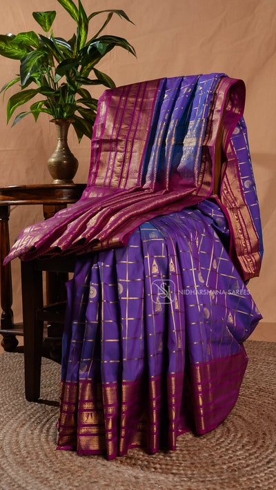 Semi Kanchipuram Silk With Zari Check And Zari Border