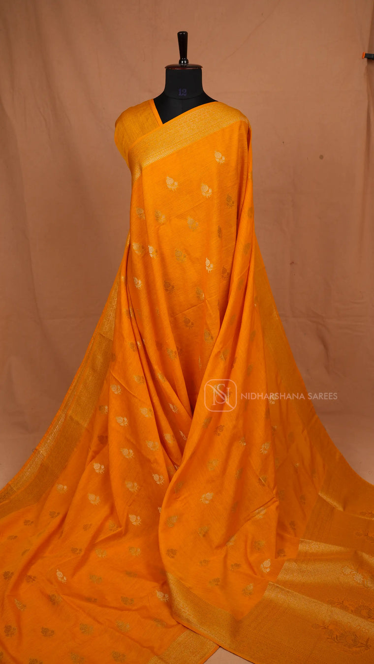 Pani Silk With Zari Floral Butta And Zari Border