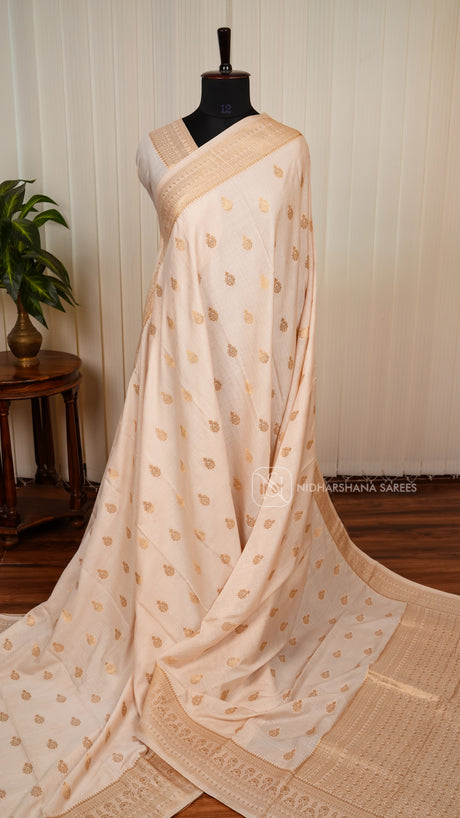 Pani Silk With Zari Butta And Zari Border