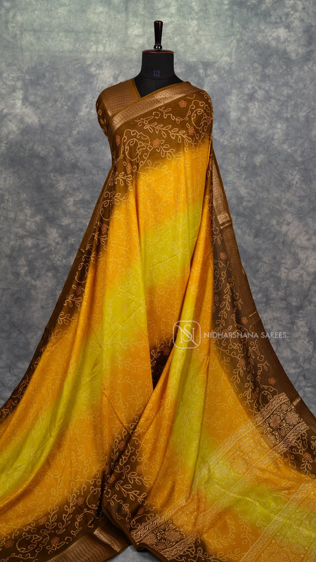 Semi Dola With Zari Border