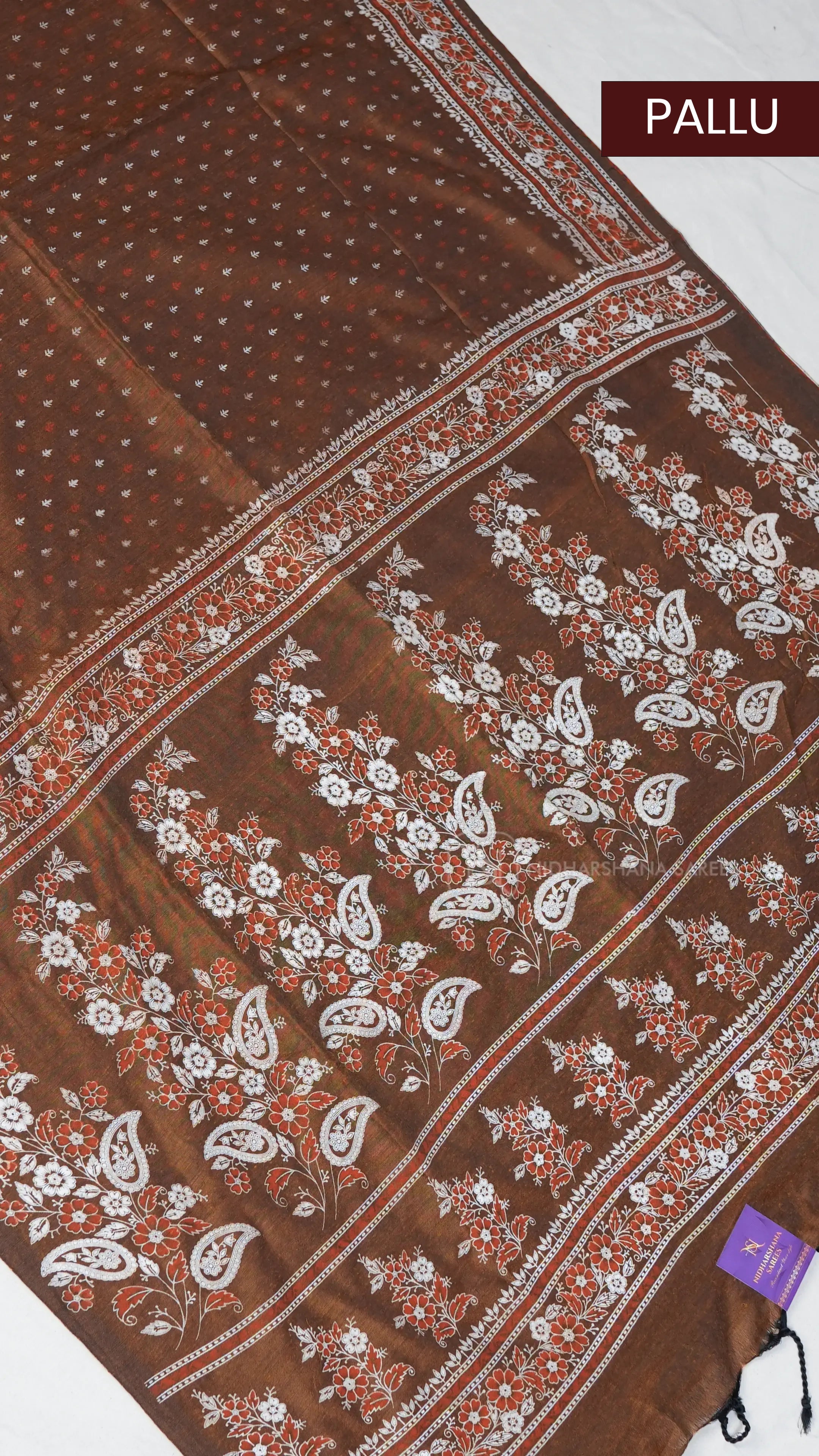 Bengal Cotton With Leaf Printed Body And Floral Printed Pallu Concept