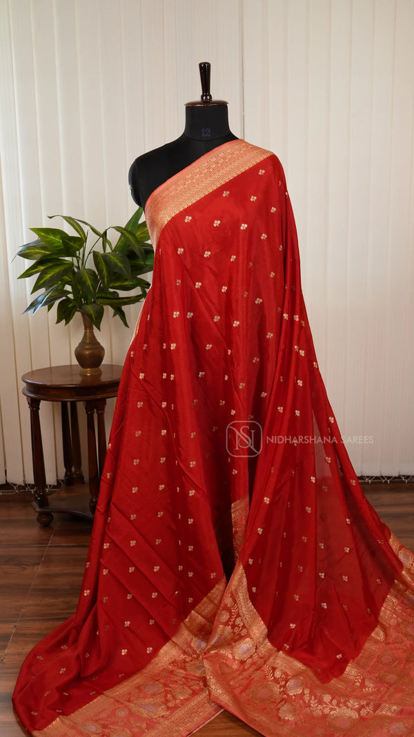 Chinon Georgette With Silver Zari Butta And Floral Zari Weaving Border