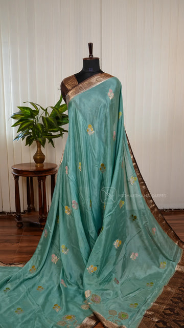 Chinon Georgette With Floral Zari Weaving And Contrast Zari Border