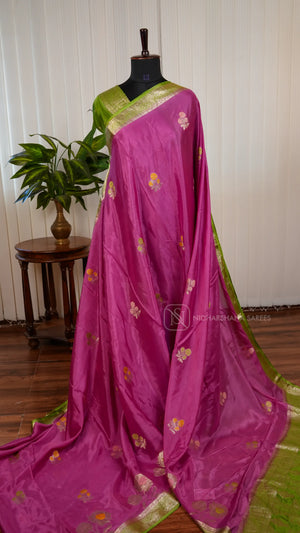Chinon Georgette With Floral Zari Weaving And Contrast Zari Border