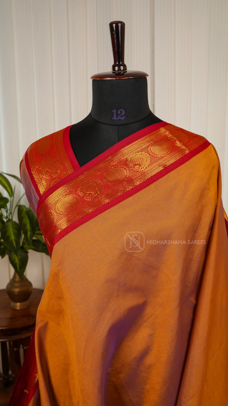 Premium Silk Cotton Saree With Contrast Zari Border