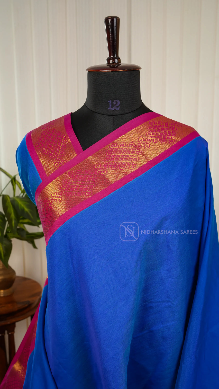 Premium Silk Cotton Saree With Contrast Zari Border