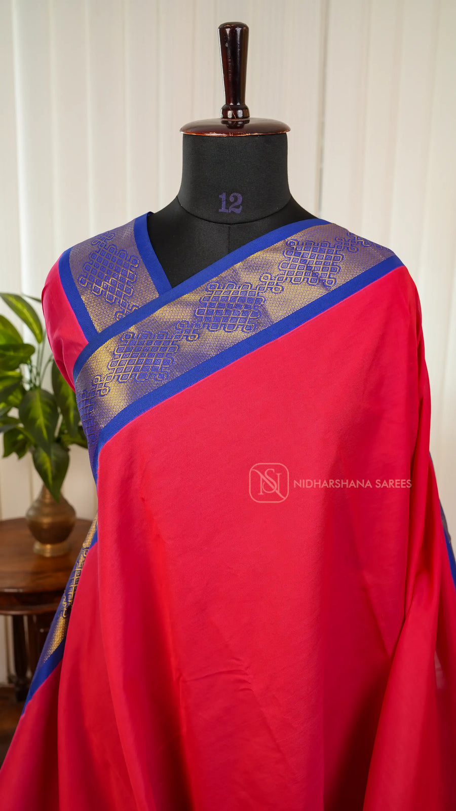 Premium Silk Cotton Saree With Contrast Zari Border