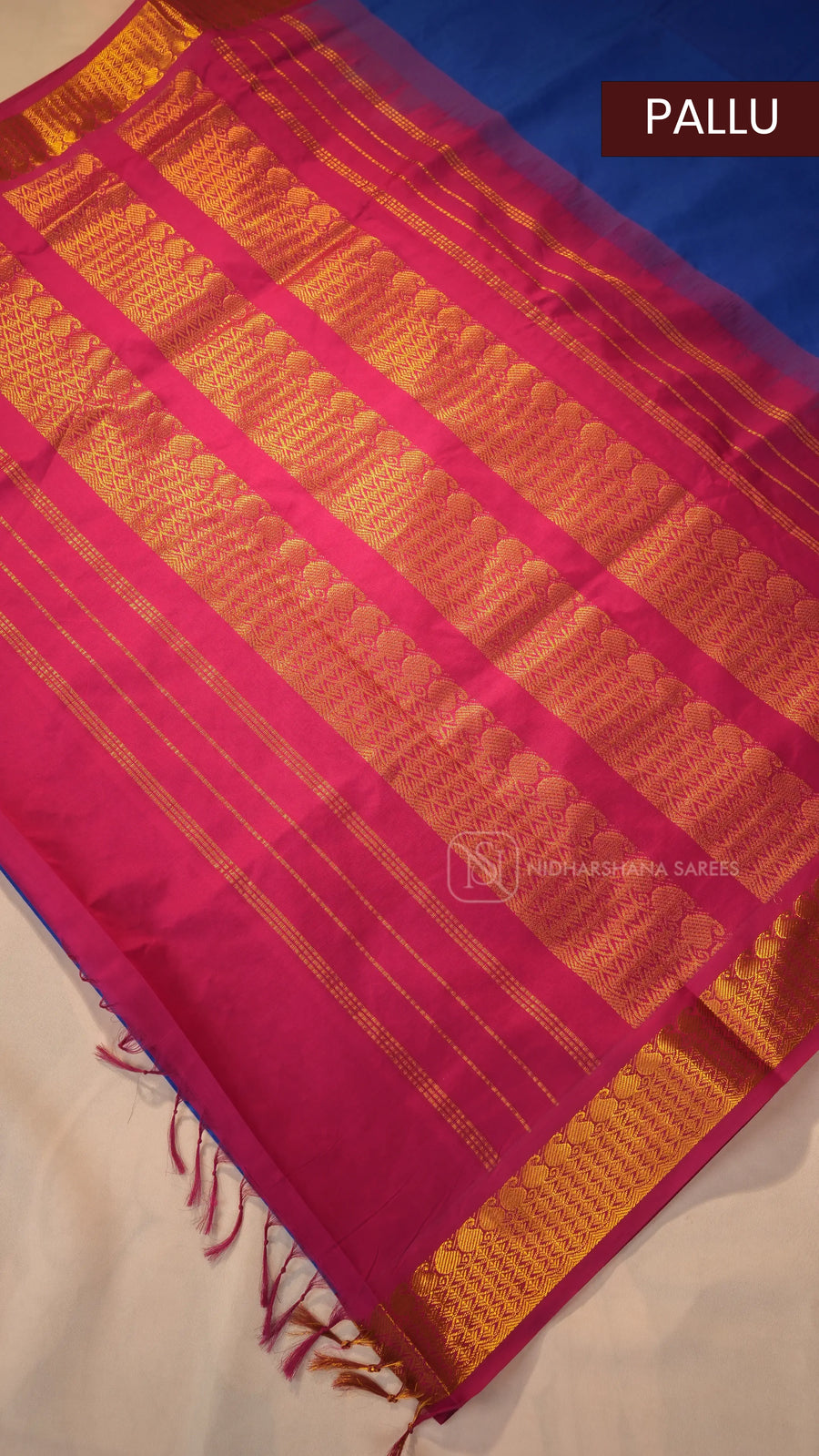 Premium Silk Cotton Saree With Contrast Zari Border