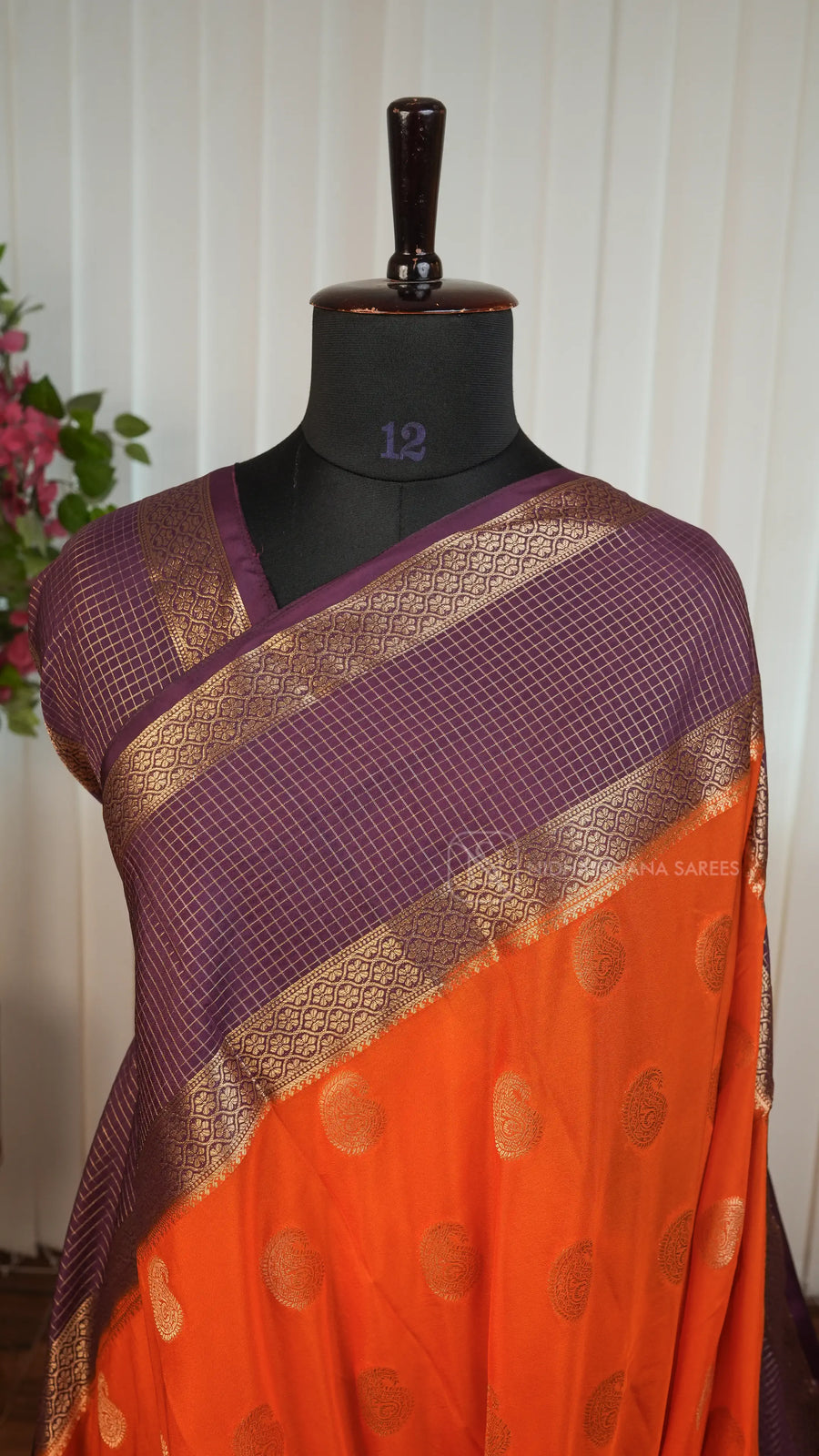 Semi Crepe With Zari Mango Butta And Contrast Border